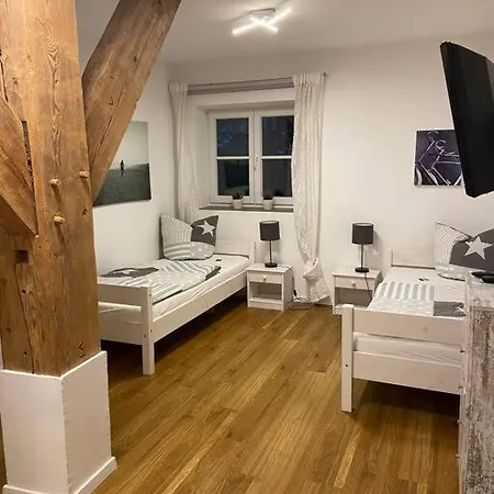 4 Sterne Dtv & 2 Pfoedchen Dtv 